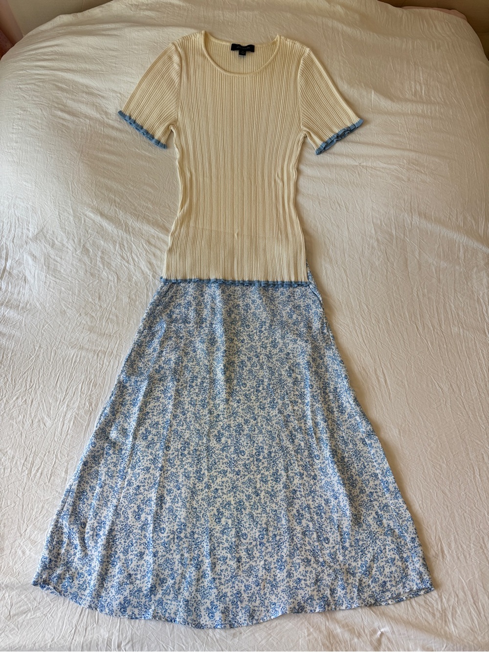 RESA, White and Blue Floral Midi Skirt, XS, Has Pockets!!! - Picture 10 of 12